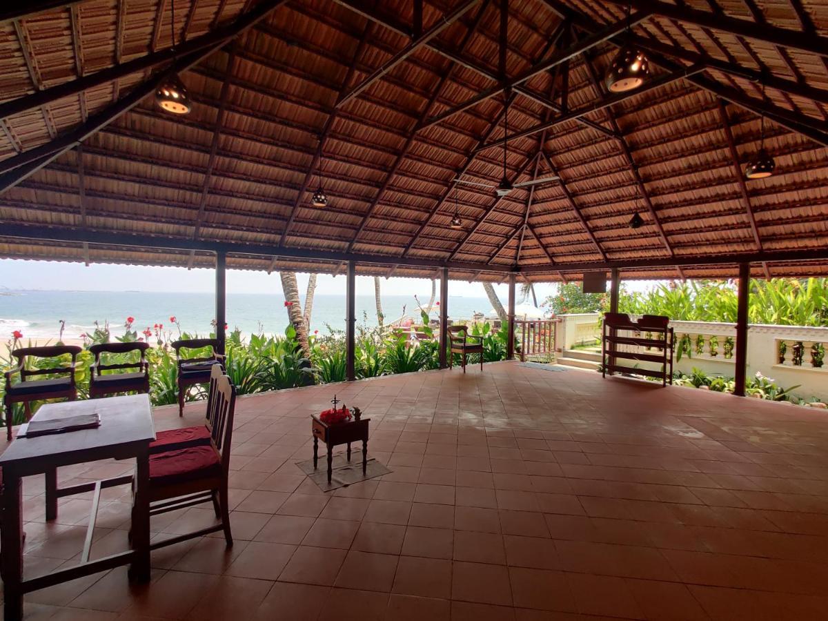 Rockholm At The Light House Beach Kovalam Bagian luar foto