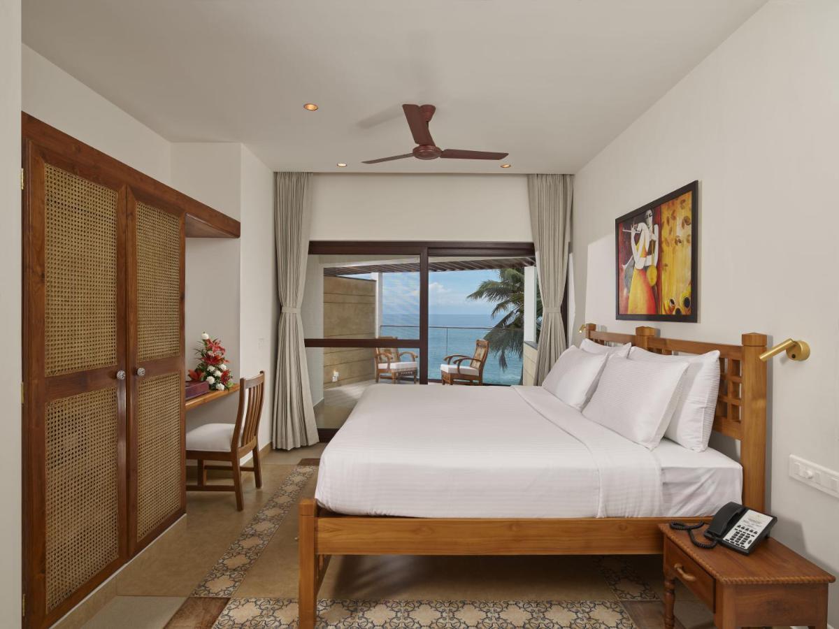 Rockholm At The Light House Beach Kovalam Bagian luar foto