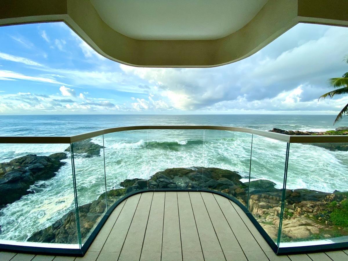 Rockholm At The Light House Beach Kovalam Bagian luar foto